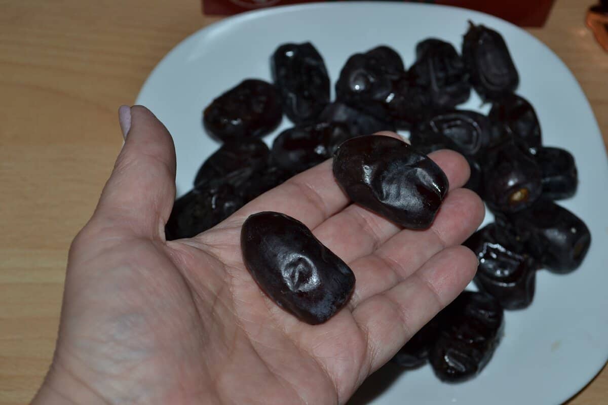 خرما مضافتی فله ای مناسب عرضه گسترده با کیفیت مطلوب